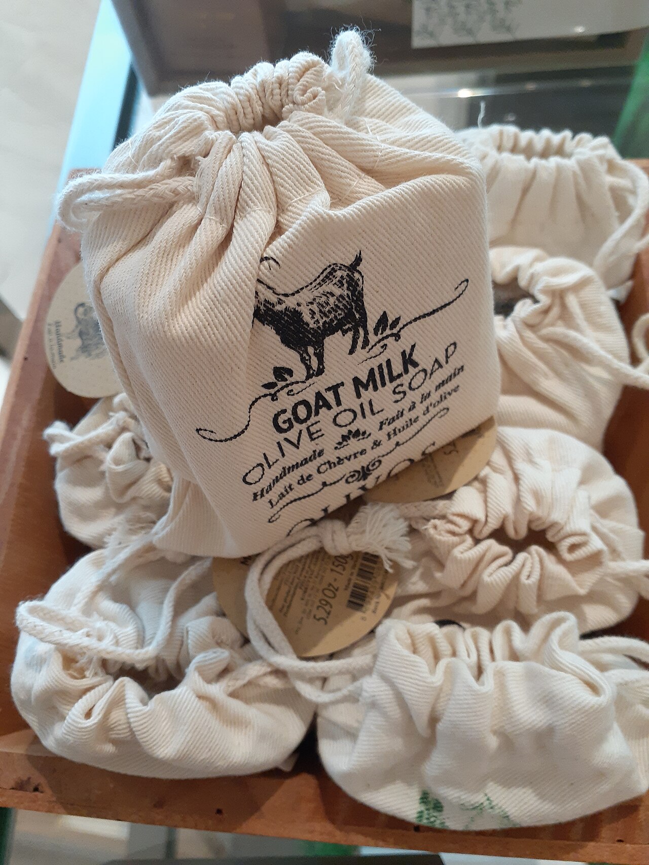 HK SKD TKO 將軍澳 Tseung Kwan O 坑口 Hang Hau 東港城 East Point City mall shop Gold Milk Olive Oil Soap July 2021 SS2